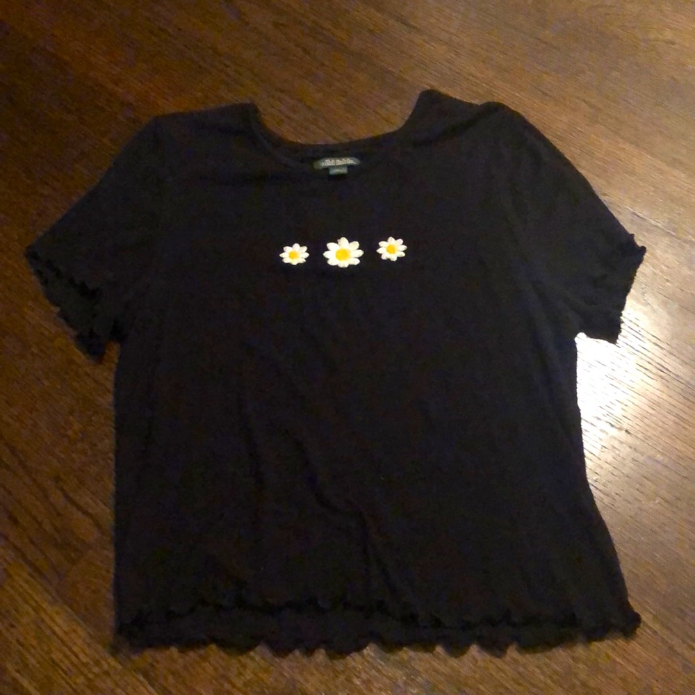 Black daisy top